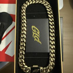 Gld Necklace 