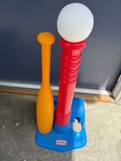 Little tikes T ball