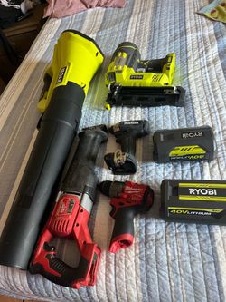 Broken, For Parts Milwaukee Ryobi Makita (only parts)
