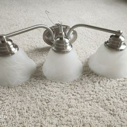 3 Bulb Vanity Light Fixture