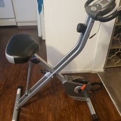 $95.! EXERPEUTIC (Exercise Bike) 300Lbs. Capacity.