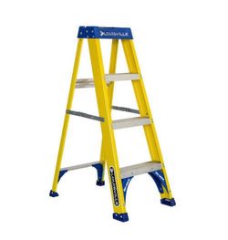 🔥 30%–50% OFF! 4’ Fiberglass Step Ladder – 8’ Reach – 250 lbs Capacity – NEW 🔥