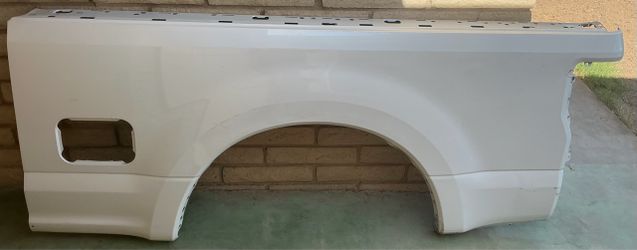 2017-2022 Ford F-250 F-350 White Driver ShortBed Side