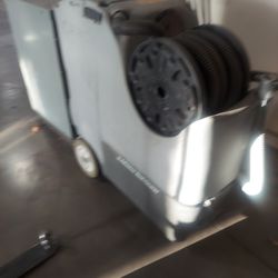 Advance Reel Cleaner For Carpet Missing Parts But It Works