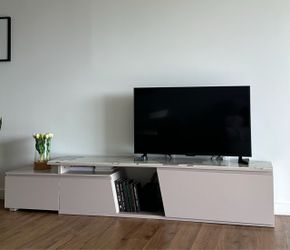 TV stand with faux marble detail