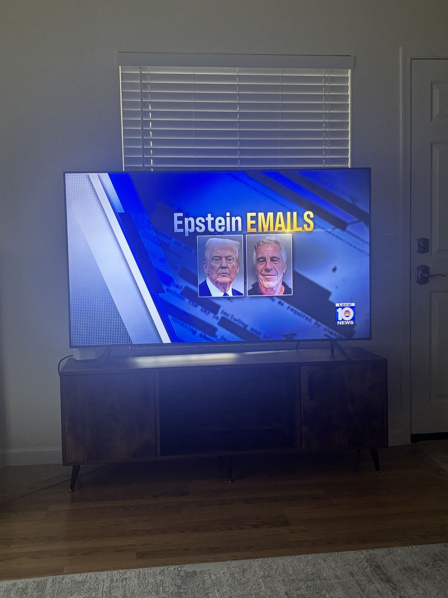 Sampson 65“ Smart Tv !!!