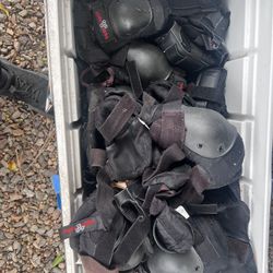 Skateboard Pads, Helmets