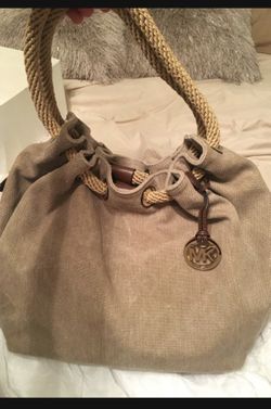 Michael Kors Purse βNewβ Valentines Gift !!