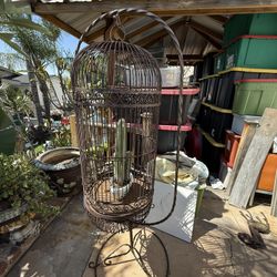 Large Victorian Bird Cage!