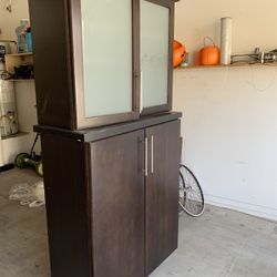 Walk glass Cabinet 