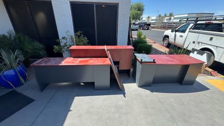 FREE Large 3 Section Office Desk