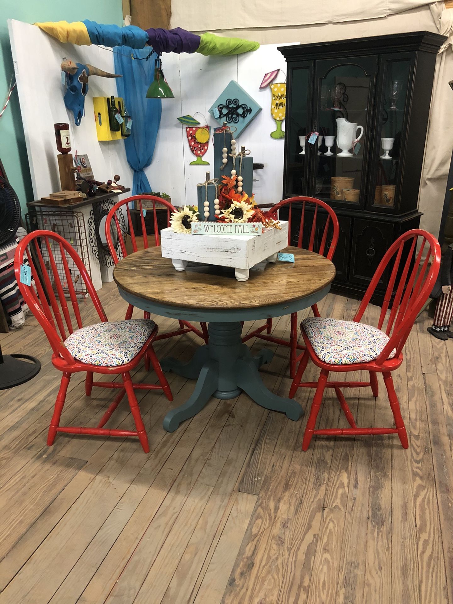 Table&Chairs