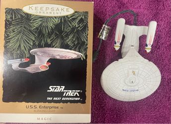 1993 Hallmark Keepsake Star Trek U.S.S. Enterprise NCC-1701-D Ornament