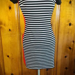Esley Red White And Black Dress Size Small 