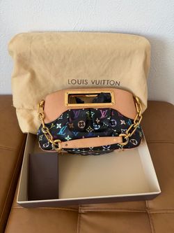 Louis Vuitton shoulder bag