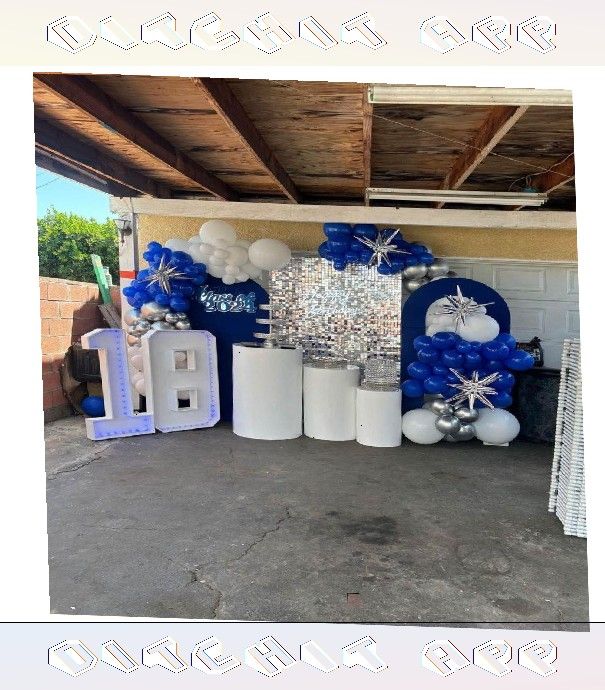 Charm Events with Creative Birthday Balloon Art produce agency