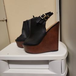 Women Wedge