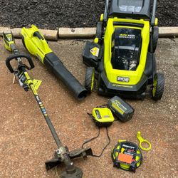 Ryobi 40 V 20 inch self-propelled mower string trimmer leaf blower battery charger 300