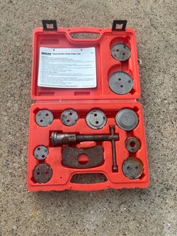 Brake pad tool