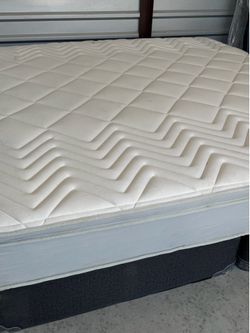 USED KING SIZE MATTRESS ONLY
