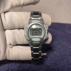 Vintage Ladies Digital Sports Watch Light Blue New Battery Runs Keeps Time Works