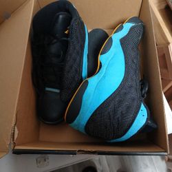 JORDAN RETRO #13'S