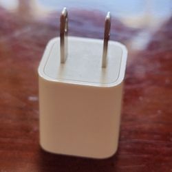 IPHONE BRICK CHARGER