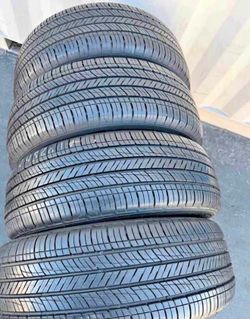 245/60/18 Goodyear 🤑🤑🤑