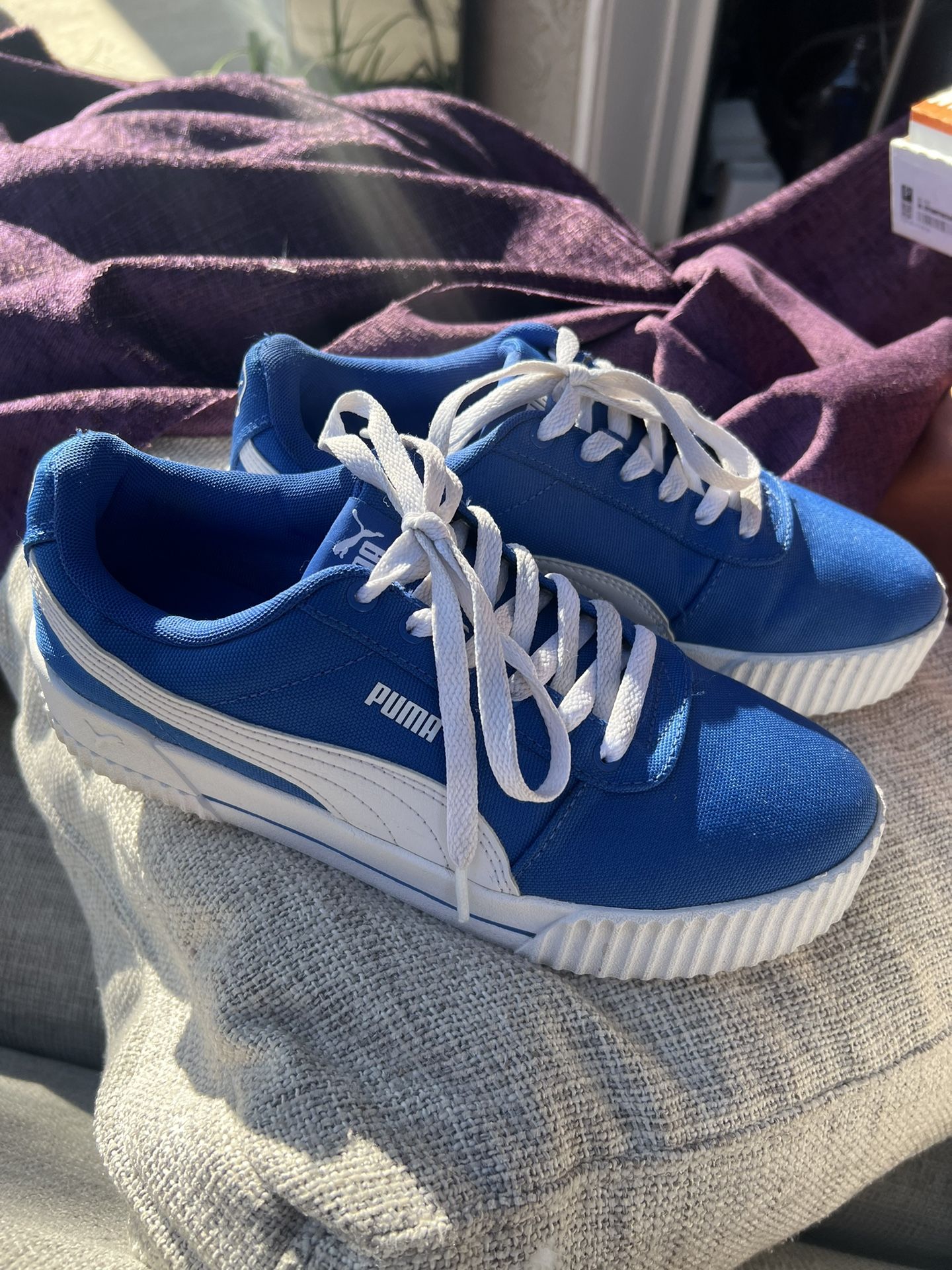 RARE Dodger Blue Platform Pumas Women Size 9