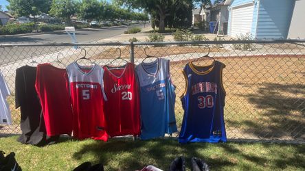 Men’s jerseys