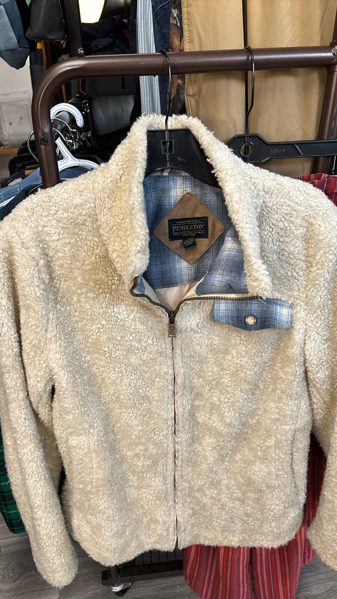 Pendleton Furry Sherpa Women’s Jacket