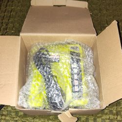 40V RAPID CHARGER RYOBI    NEW IN BOX 
$30