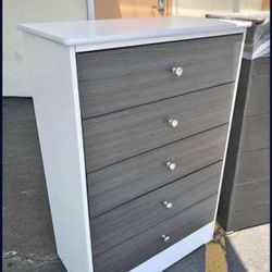 Dresser 5 Drawers New $139
