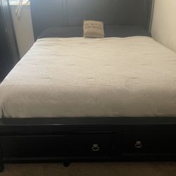 Cal King Bedroom Set (Mattress Not Included)