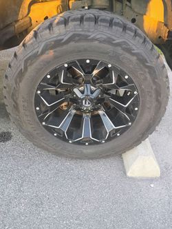 Fuel rims open country tires 6x135mm