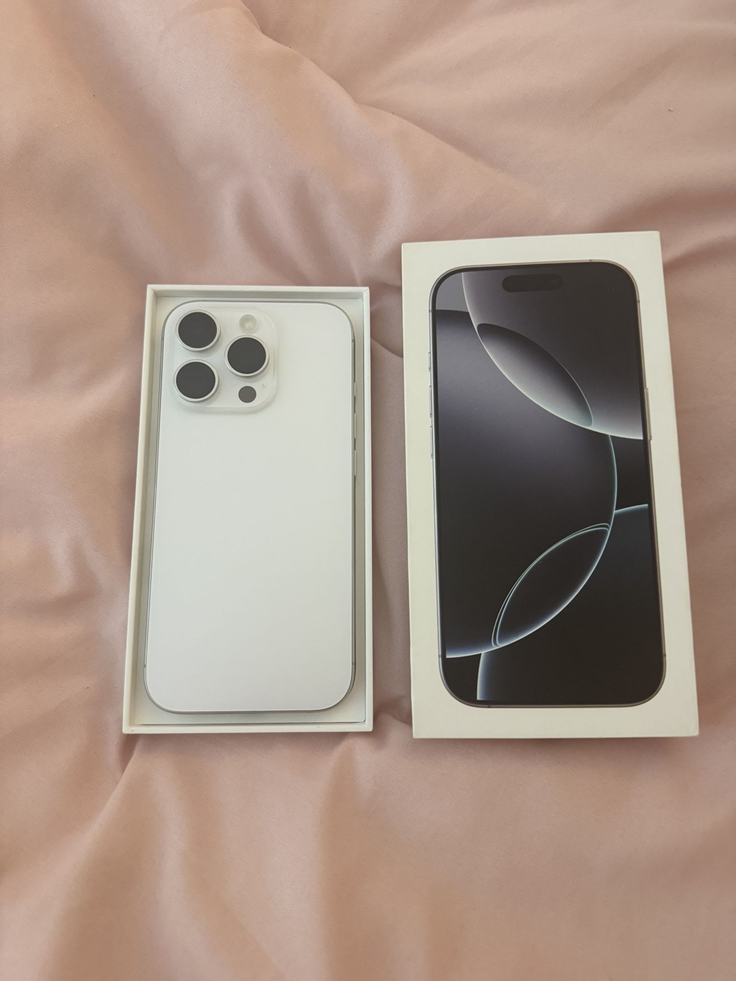 iPhone 16 Pro 128 gb unlocked