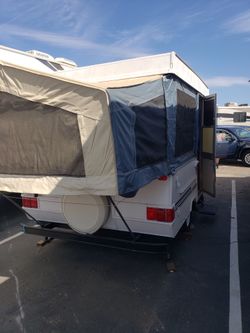 Rock wood pop up camper