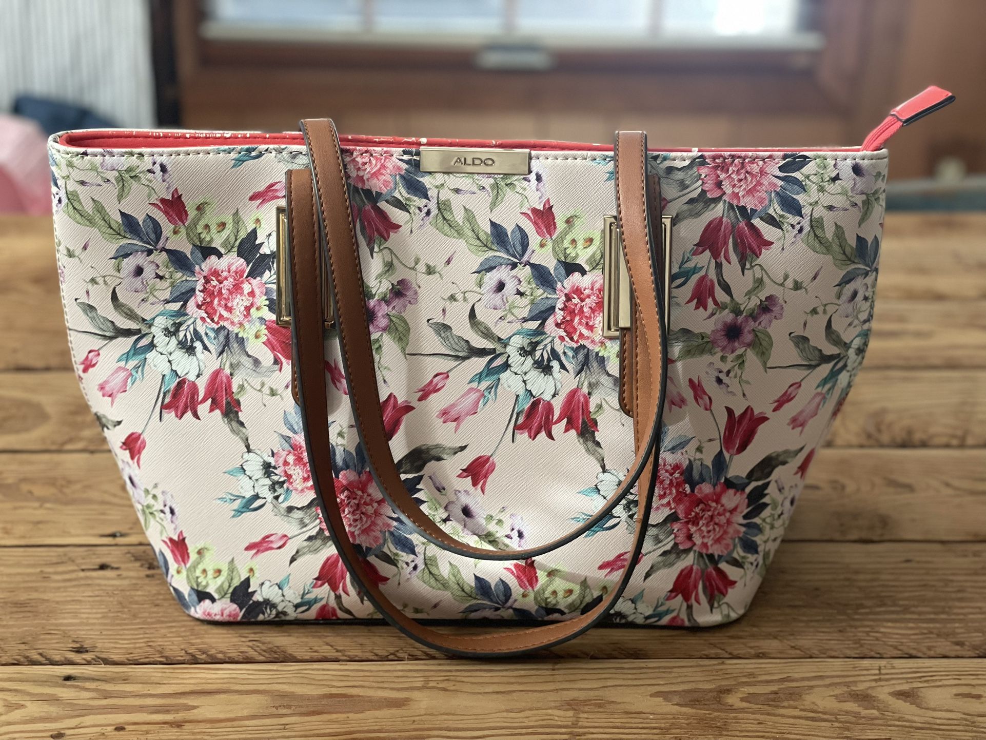 Floral ALDO Handbag practically brand new