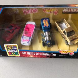 Barbie Mustang  1998 Hotwheels 