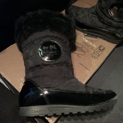 Coach - Joyous Fur Cuff Black /Womans 9.5 Winter Boot