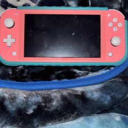 Nintendo switch Light 