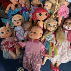 Dolls 