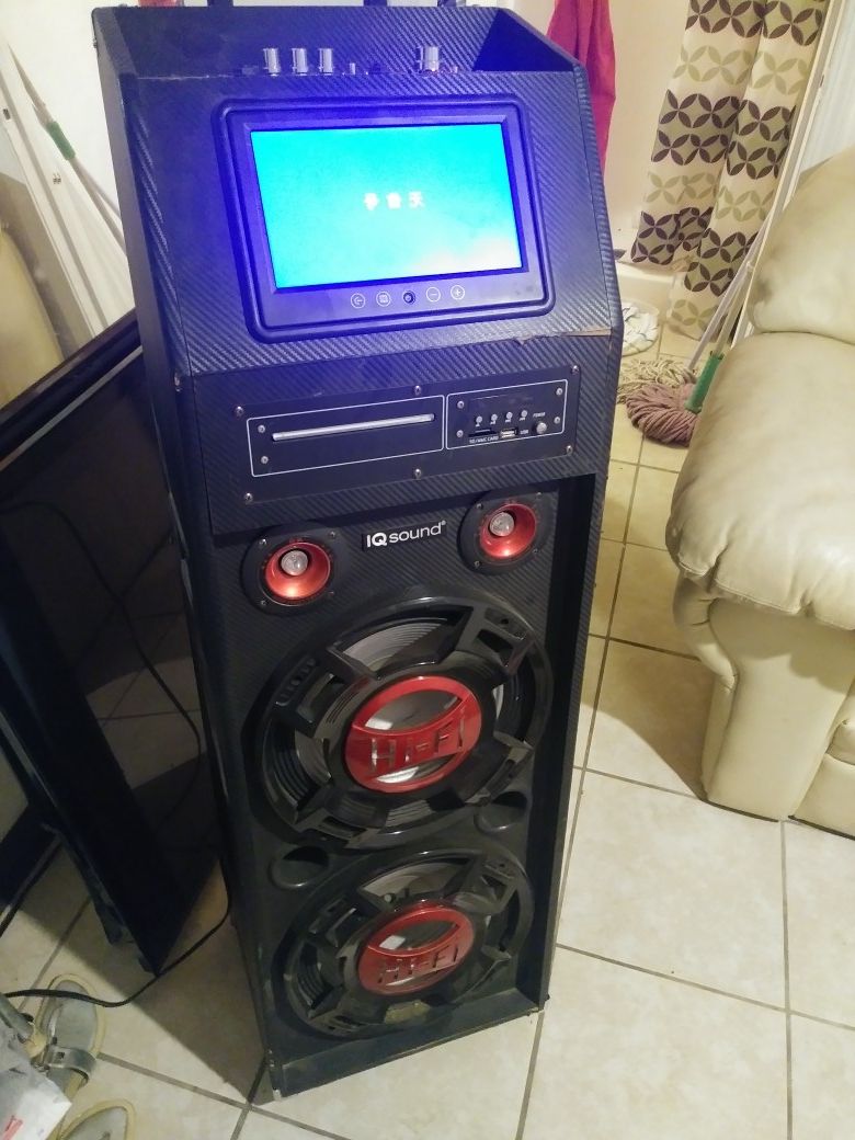 IQ Sound Karaoke Machine
