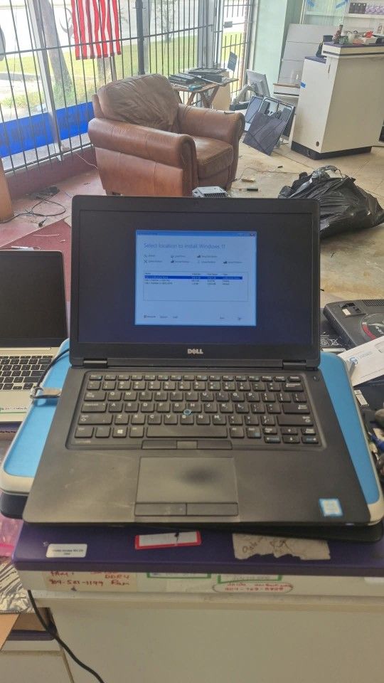 Dell Business Class Laptop Windows 11 Pro