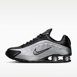 Nike Shox R4