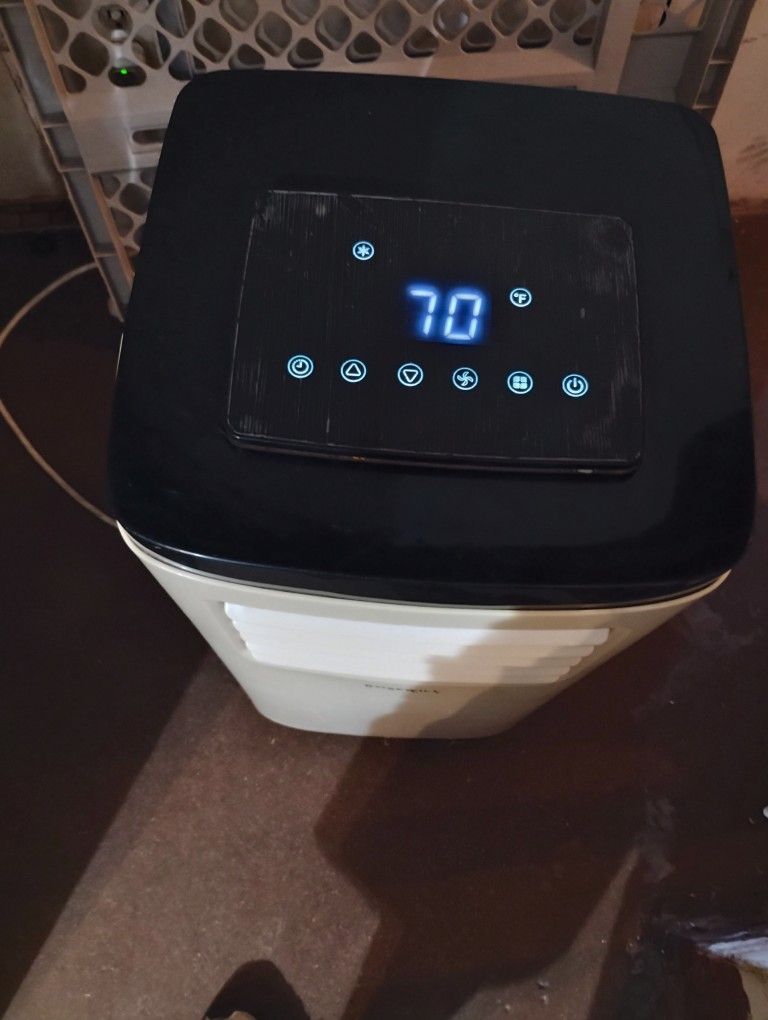 Rosewill 8K BTU Portable Air Conditioner, Heater and Dehumidifier RHPA-18003