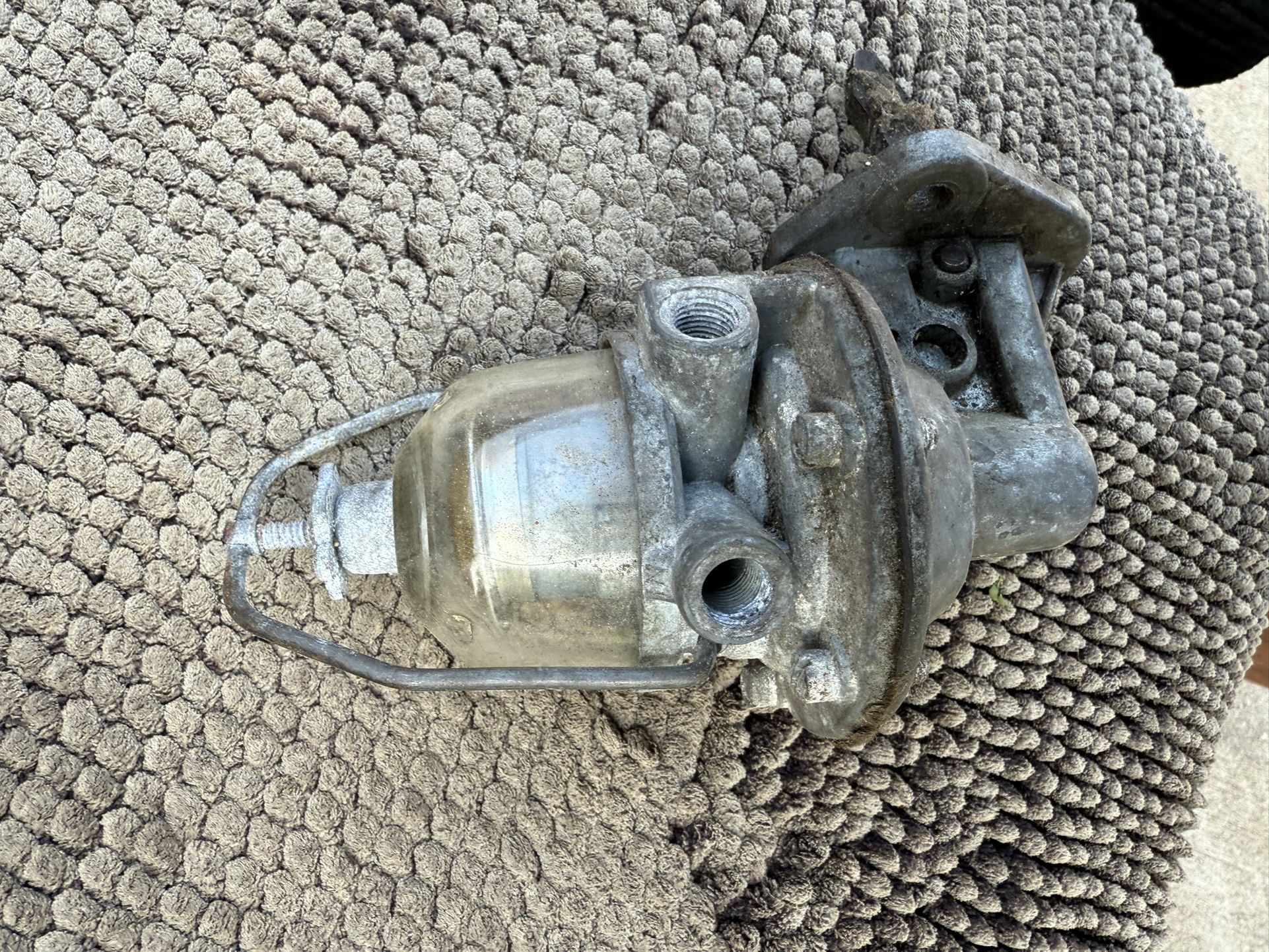Fuel Pump 216 235 Chevy. Nos