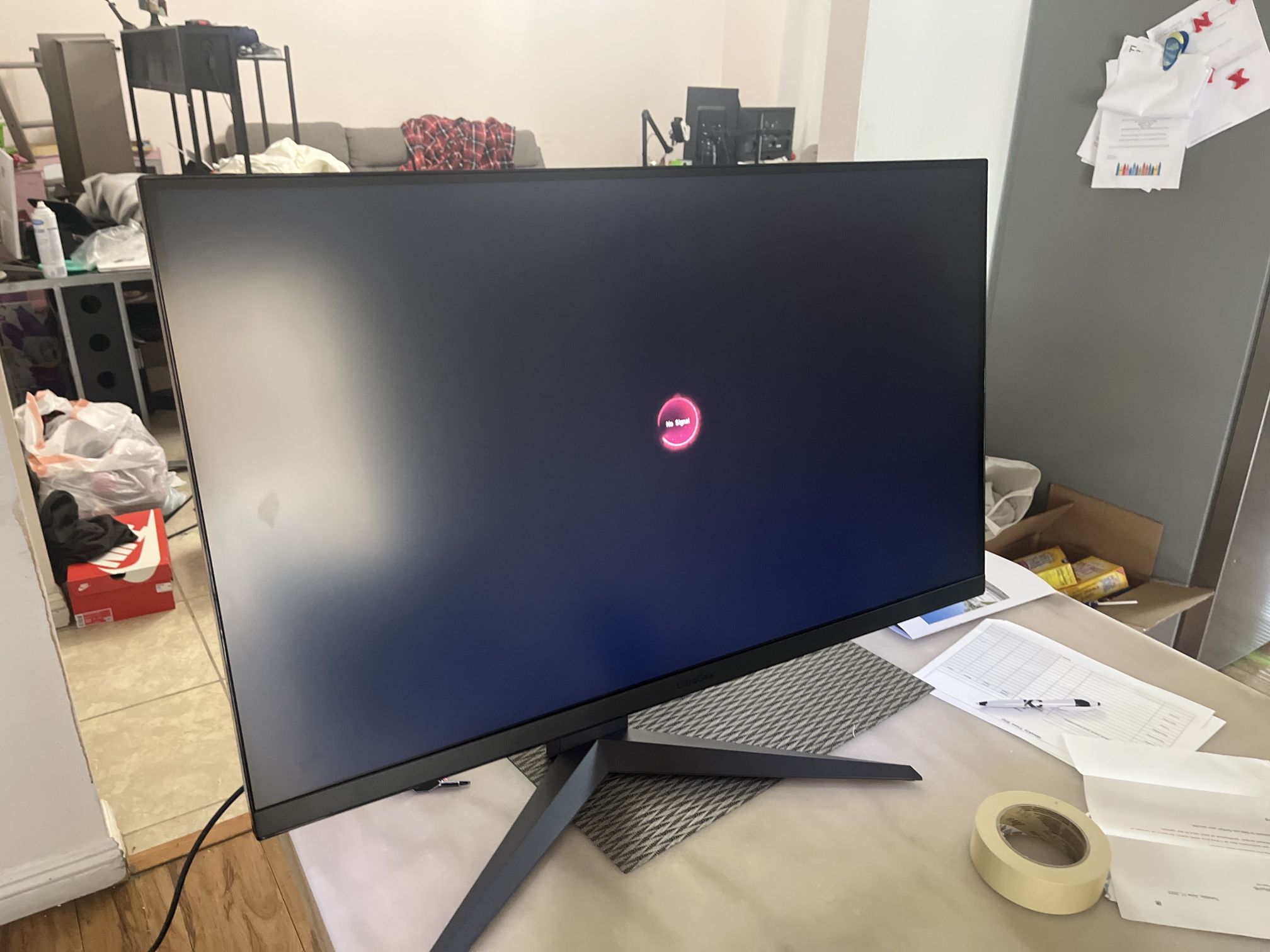 32” ultra gear LG monitor
