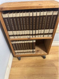 Vintage set of encyclopedia book set