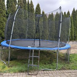 14’ Trampoline We Help You Load
